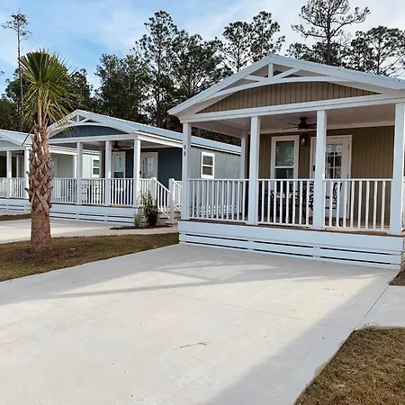 Riverwalk Landing Cottages And Rv Resort